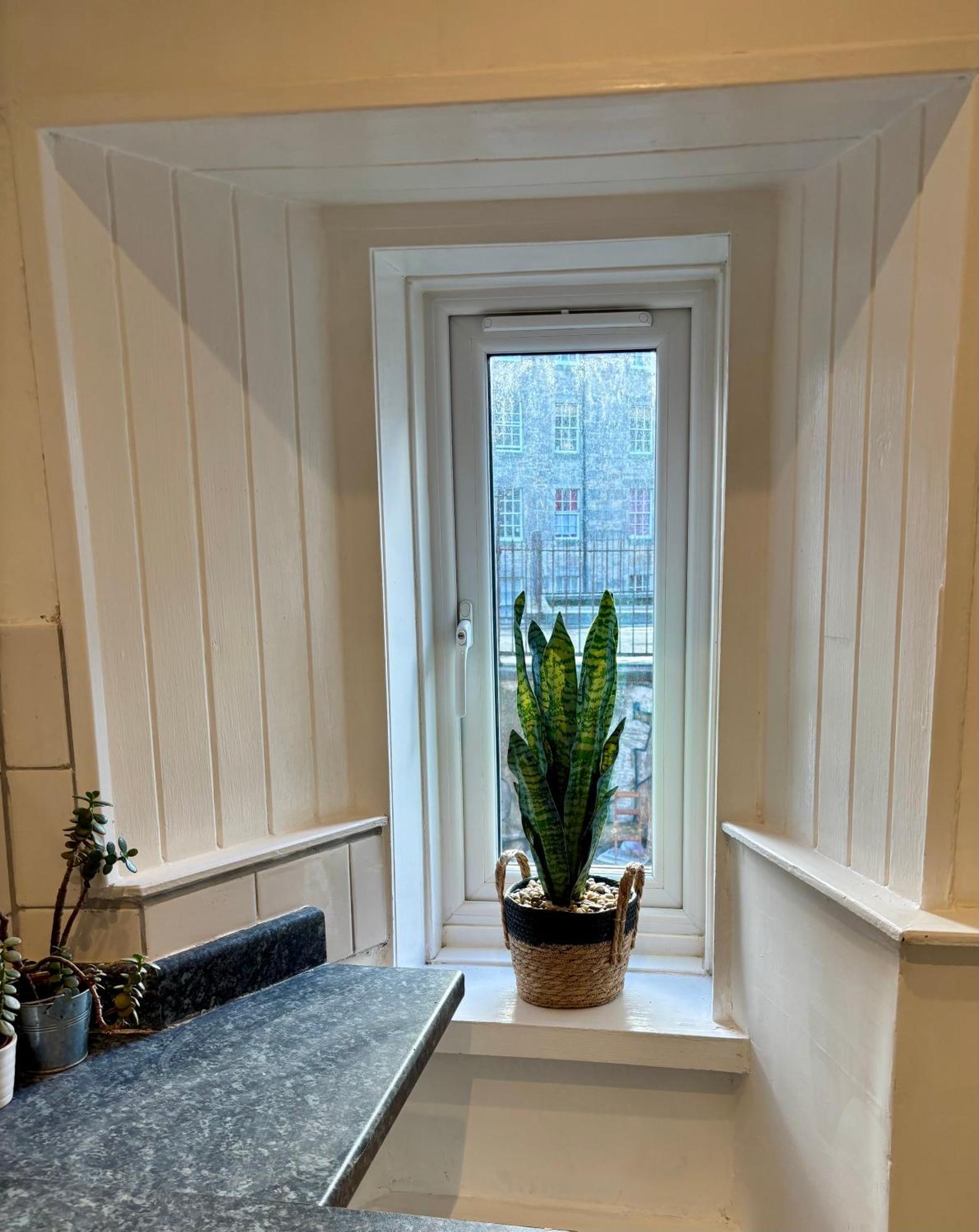 Bread Street, Central And Spacious One Bed Flat Edimburgo Esterno foto